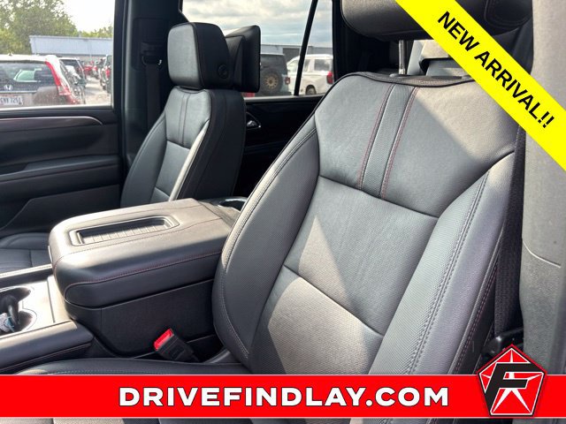 Used 2023 Chevrolet Tahoe RST w/ Luxury Package AWD/4WD image 13