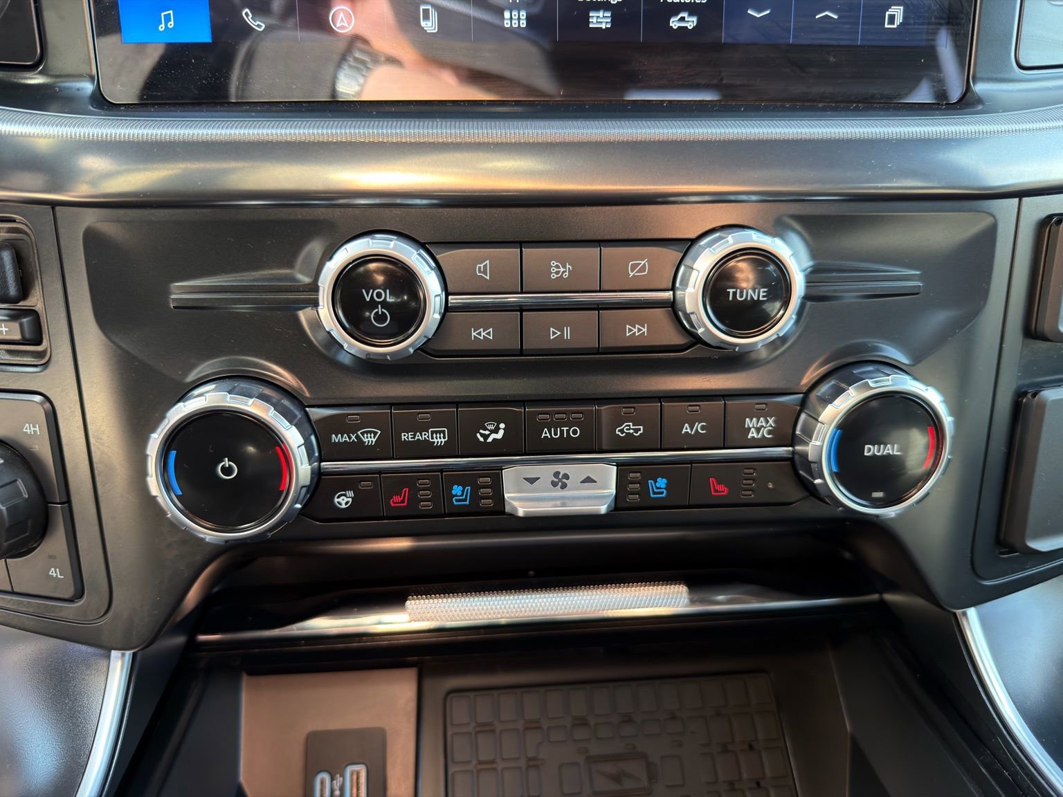 Used 2024 Ford F150 Raptor image 25