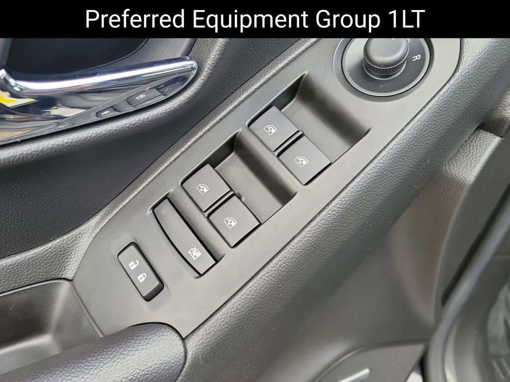 Certified 2020 Chevrolet Trax LT w/ Sun & Sound Package image 11
