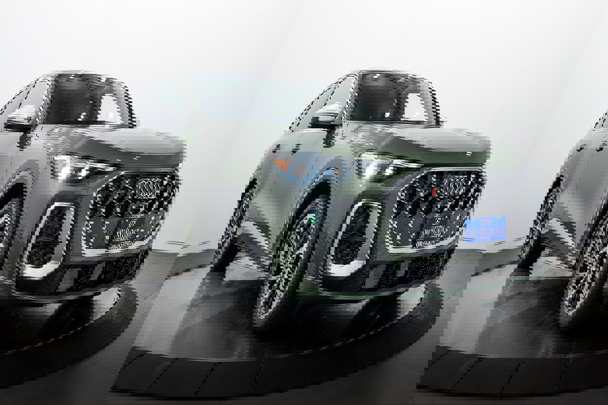 New 2025 Audi SQ5 Premium Plus image 2