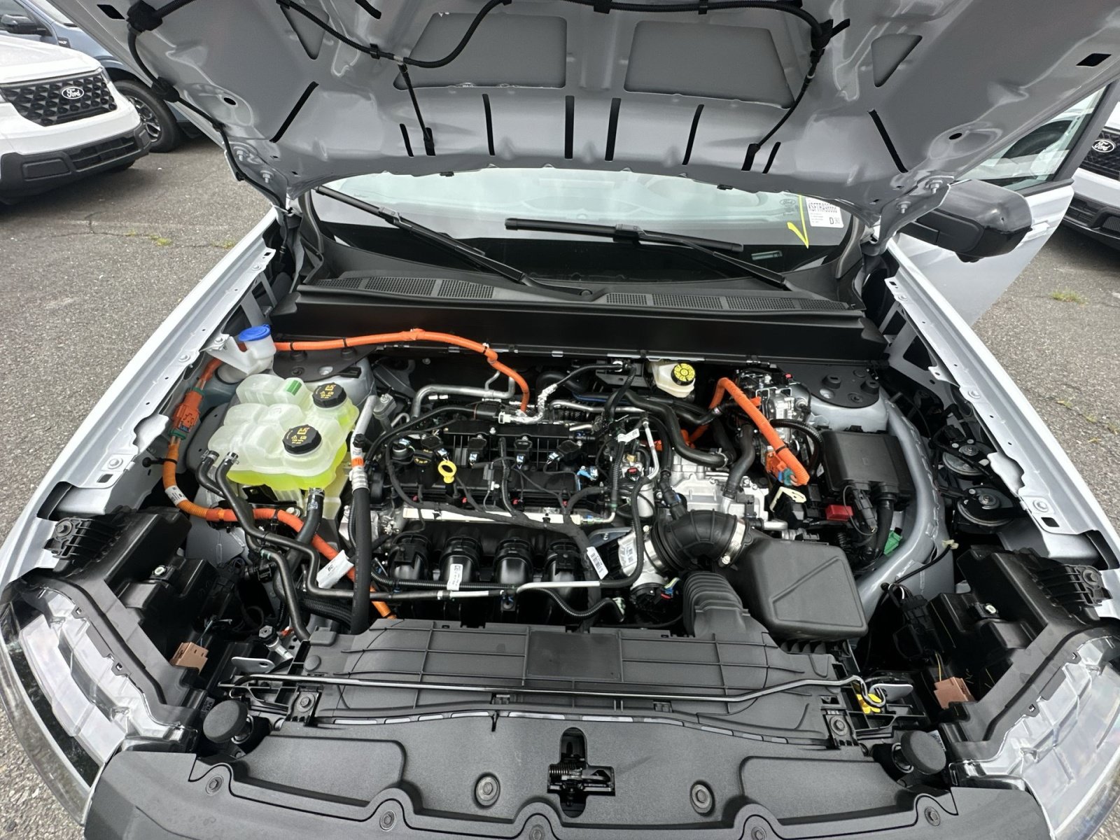 New 2026 Ford Maverick Lariat w/ 4K Tow Package AWD/4WD image 35
