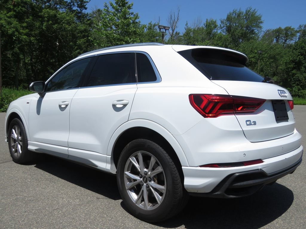 Used 2023 Audi Q3 2.0T Premium Plus w/ Premium Plus Package AWD/4WD image 7