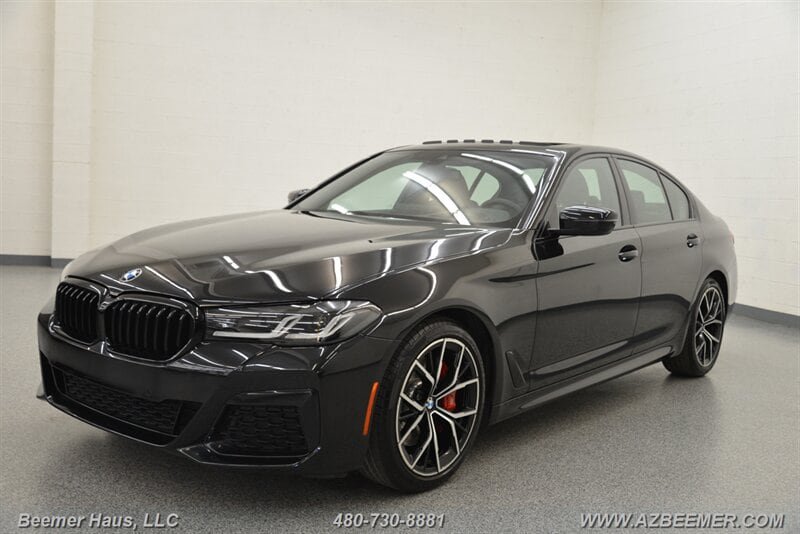 Used 2023 BMW 530i w/ M Sport Package RWD image 4