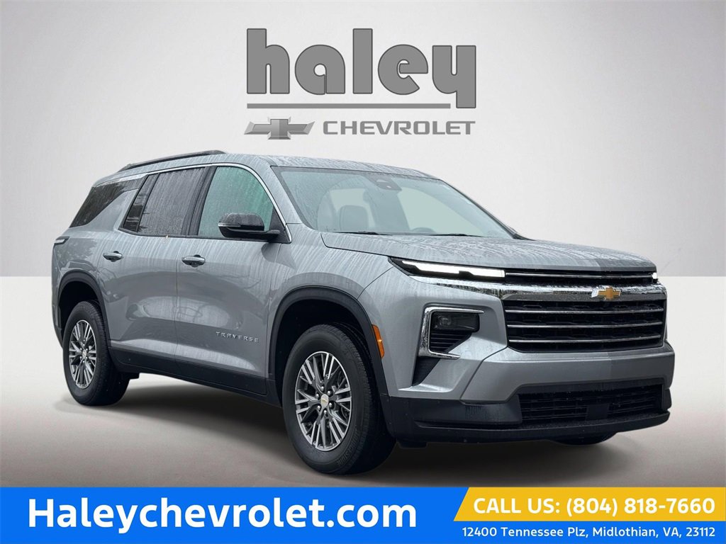 Used 2025 Chevrolet Traverse LT