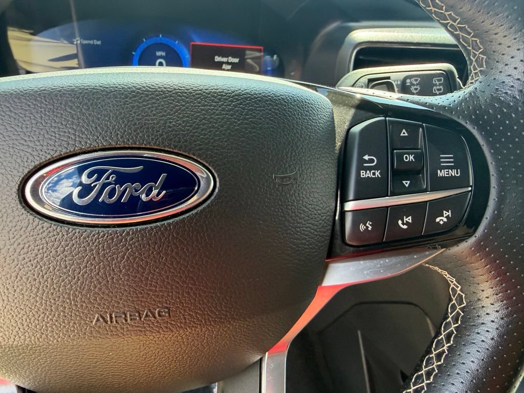 Used 2022 Ford Explorer ST AWD/4WD image 19