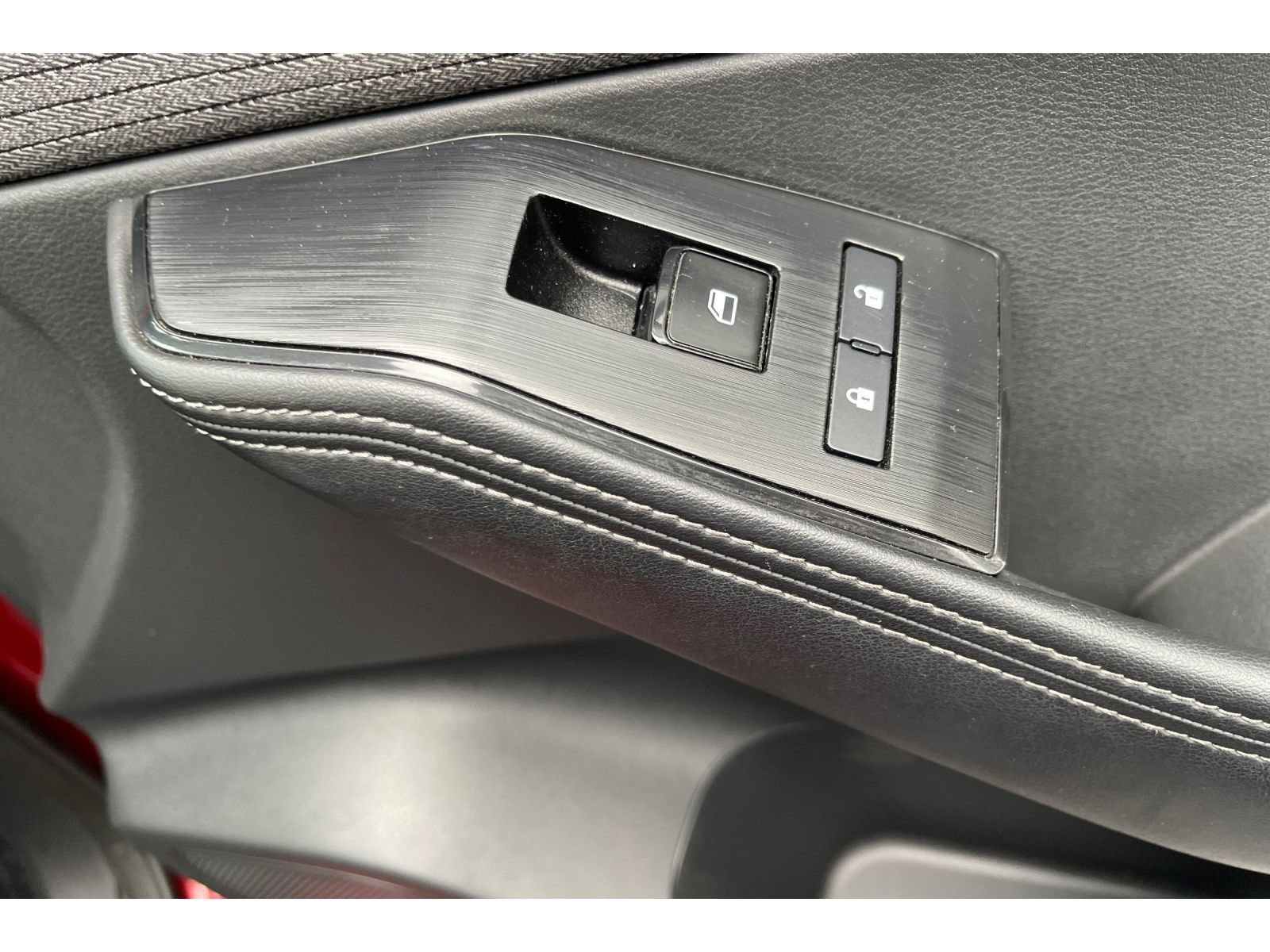 Used 2021 Nissan Rogue SV FWD image 22