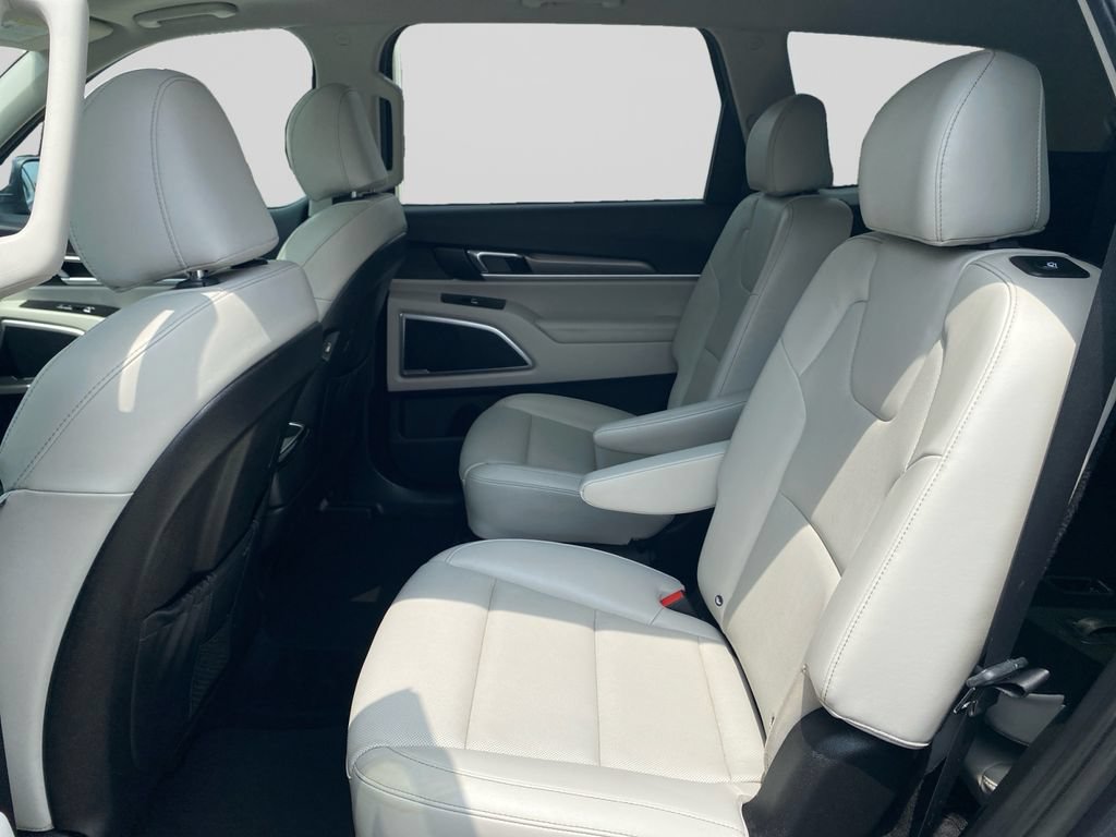 Used 2020 Kia Telluride S AWD/4WD image 19