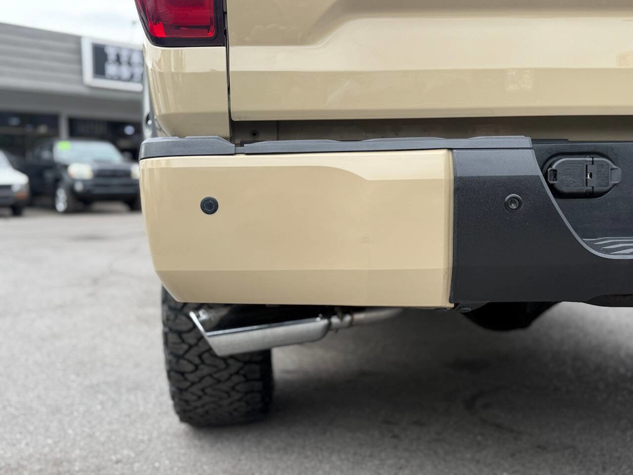 Used 2017 Toyota Tundra Limited w/ Limited Premium Package AWD/4WD image 51