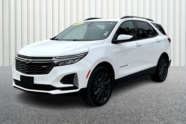 Used 2023 Chevrolet Equinox RS image 2