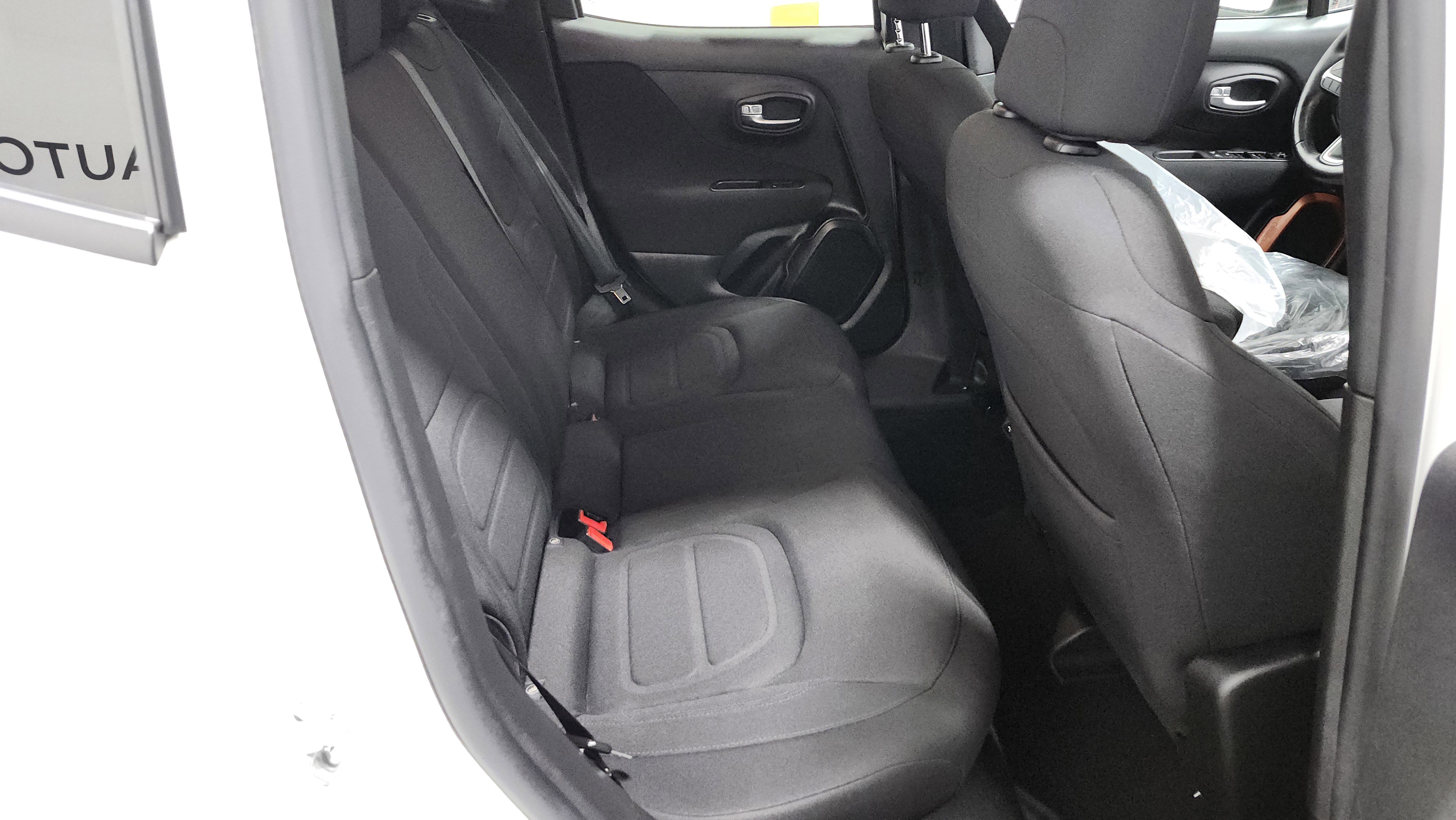 Used 2020 Jeep Renegade Latitude image 17