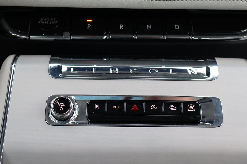 New 2027 Lincoln Aviator Reserve AWD/4WD image 16