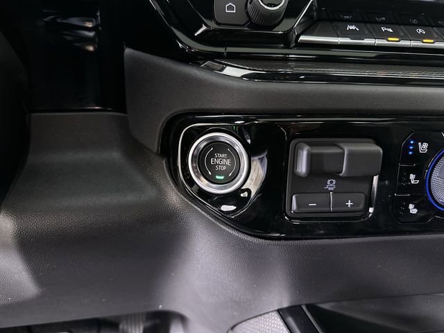 New 2026 Chevrolet Silverado 1500 ZR2 AWD/4WD image 17