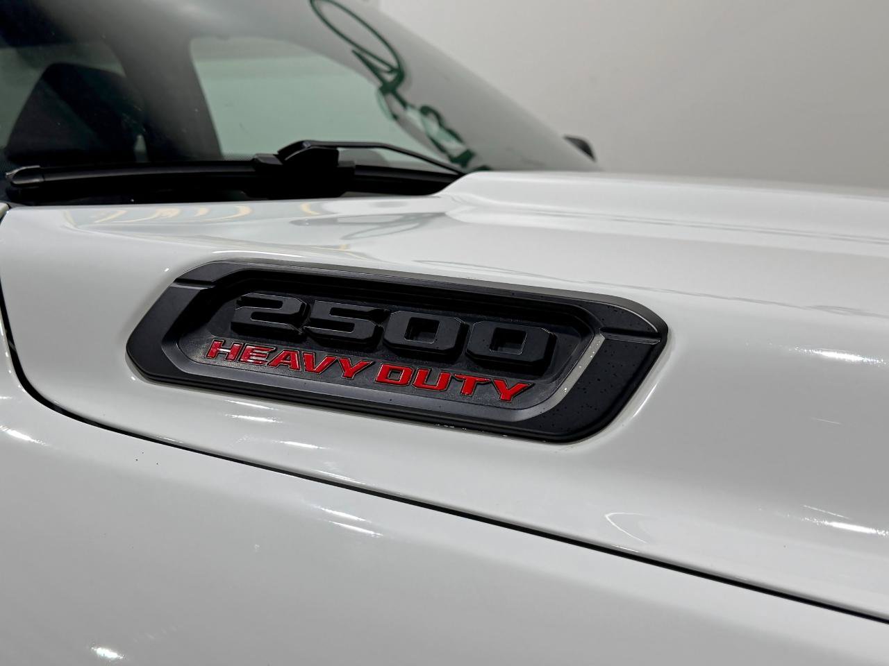 Used 2023 RAM 2500 Tradesman AWD/4WD image 3