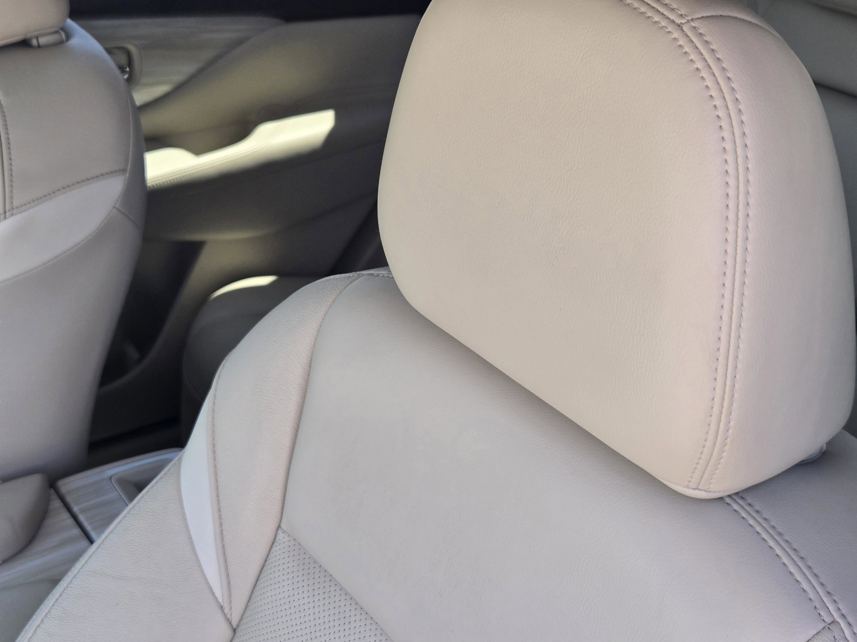 Used 2017 Nissan Murano Platinum w/ Platinum Technology Package FWD image 22