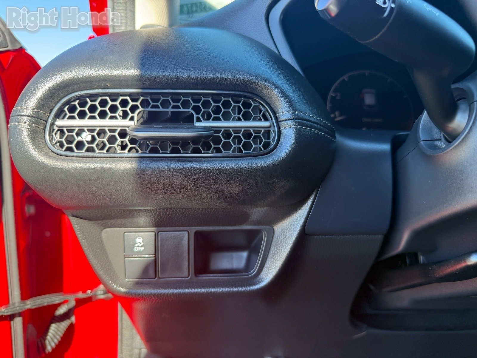 Used 2023 Honda HR-V EX-L image 15