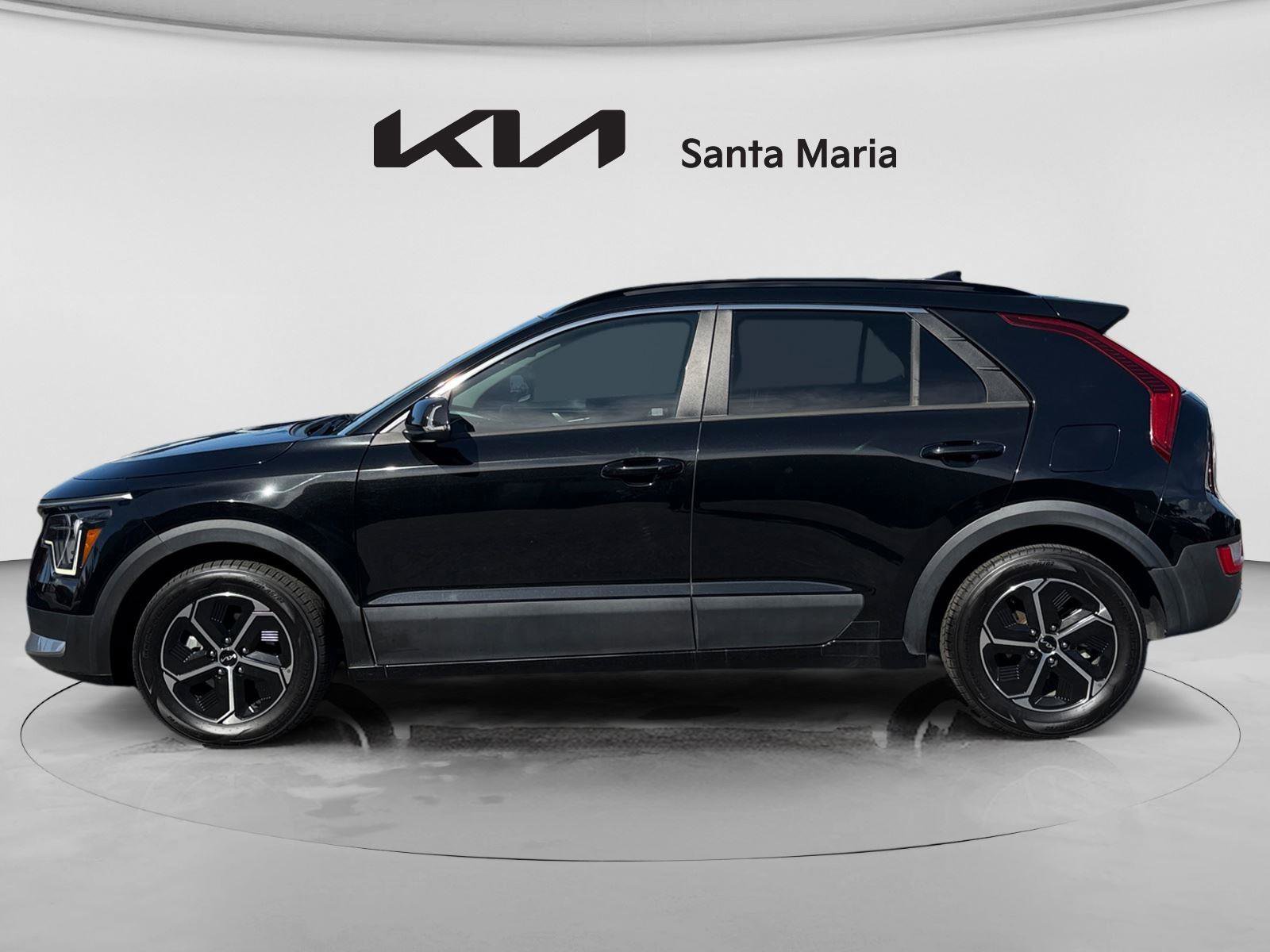 Certified 2023 Kia Niro EX image 5
