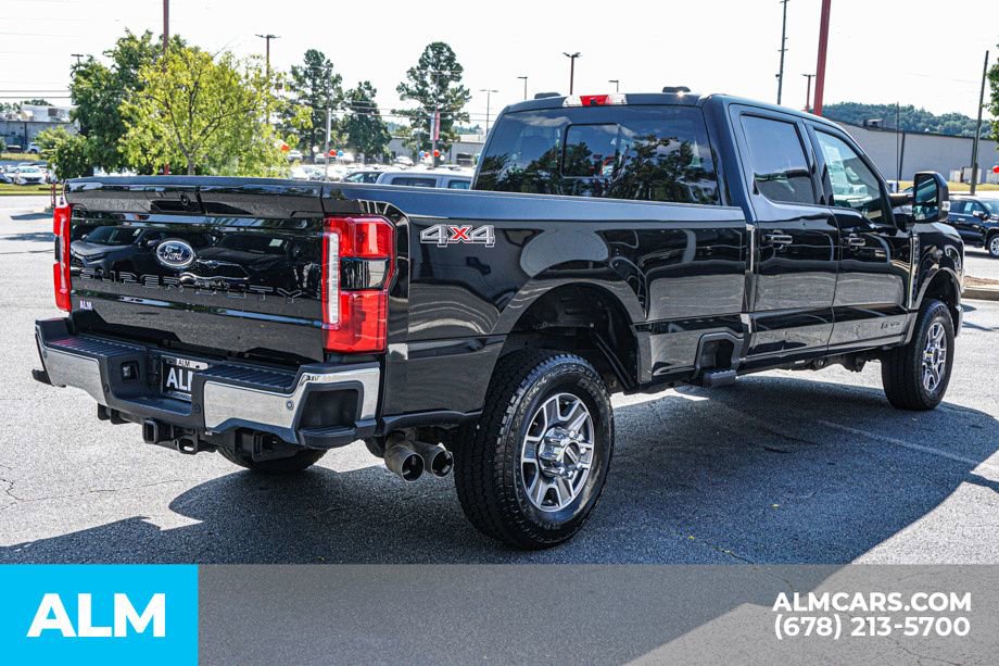 Used 2023 Ford F350 Lariat image 6