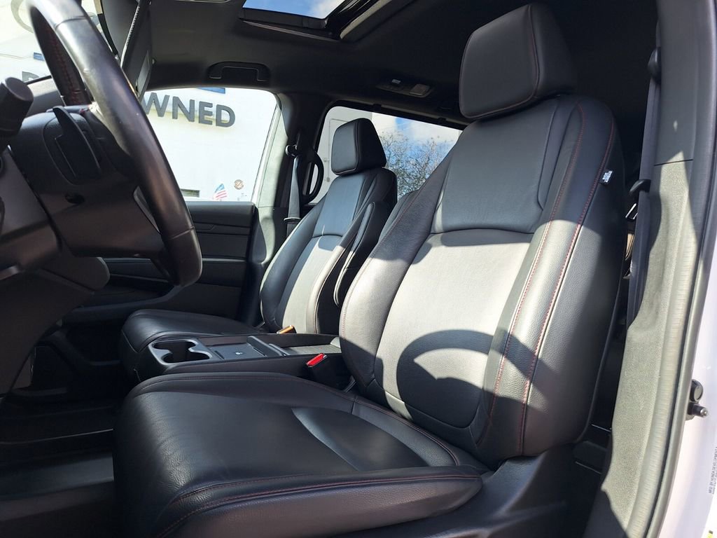 Used 2025 Honda Odyssey Sport-L image 23