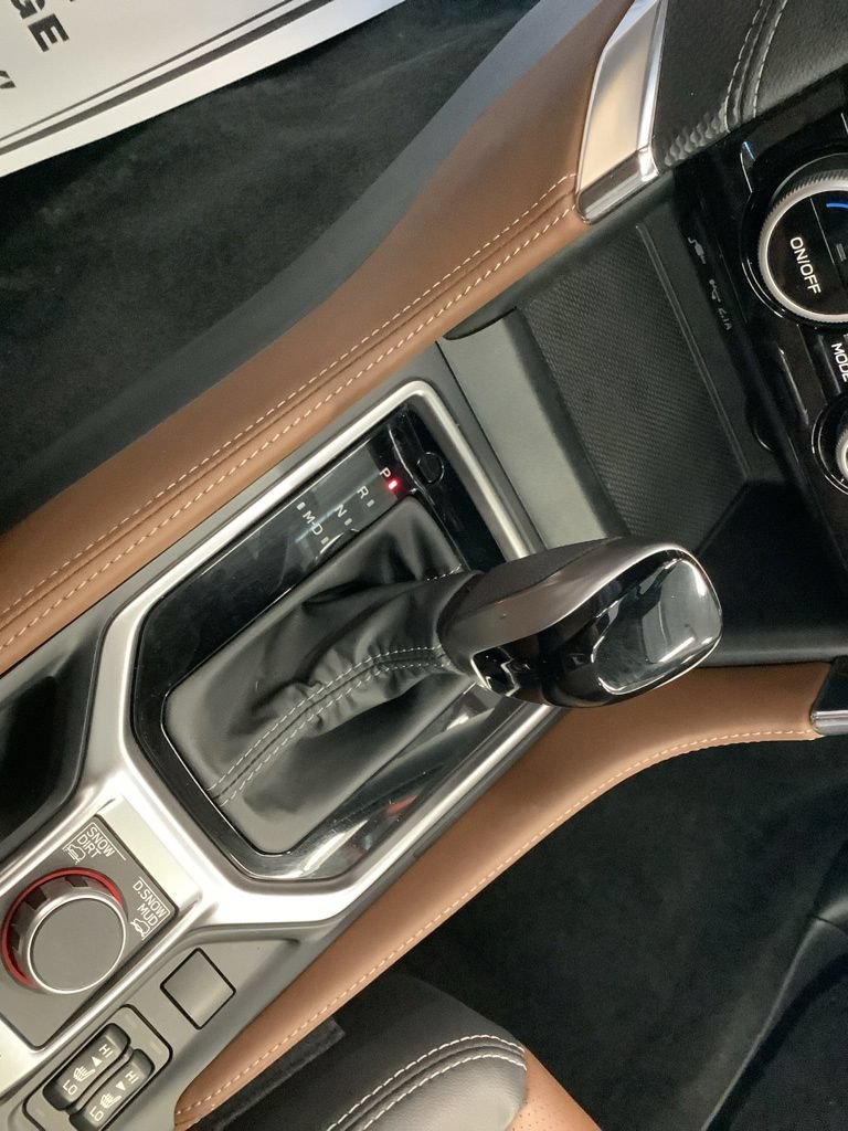 Certified 2023 Subaru Forester Touring AWD/4WD image 17