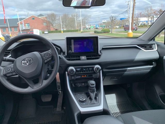 Used 2025 Toyota RAV4 LE image 15