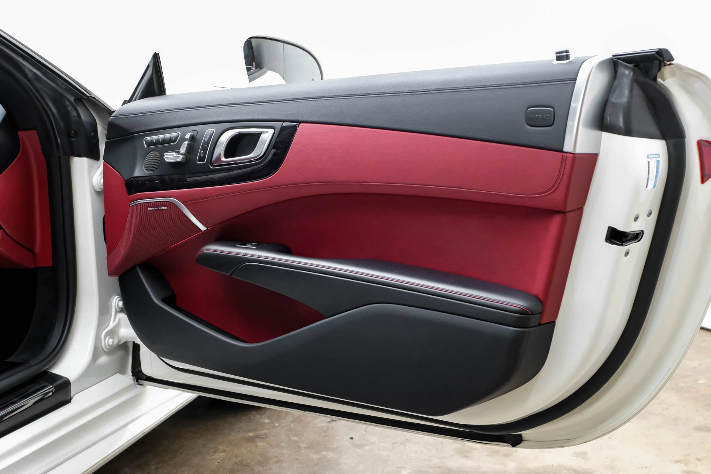 Used 2020 Mercedes-Benz SL 450 w/ Premium Package image 34