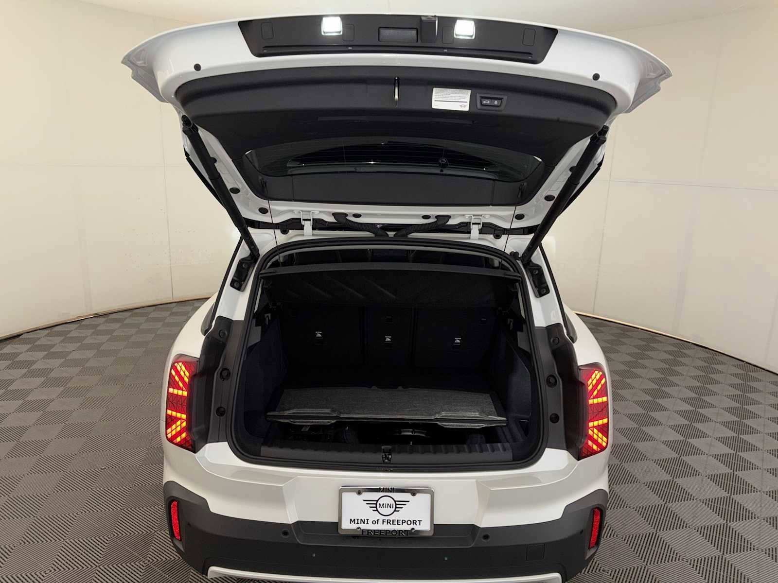 Certified 2025 MINI Cooper Countryman S image 23