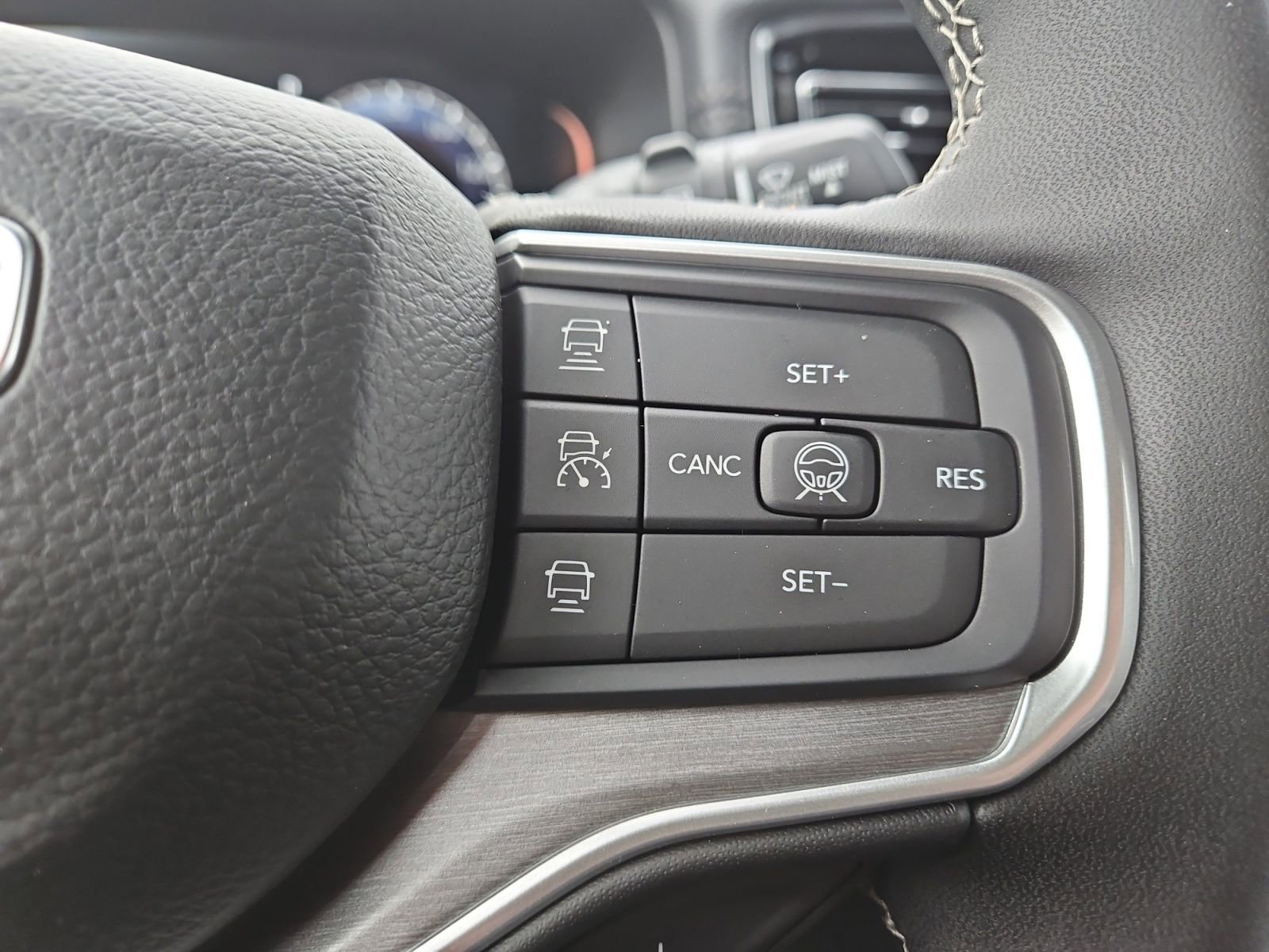 New 2026 Jeep Grand Wagoneer Limited w/ Convenience Group I image 26