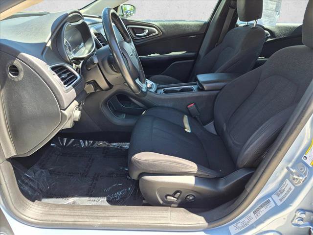 Used 2015 Chrysler 200 Limited w/ Convenience Group FWD image 15