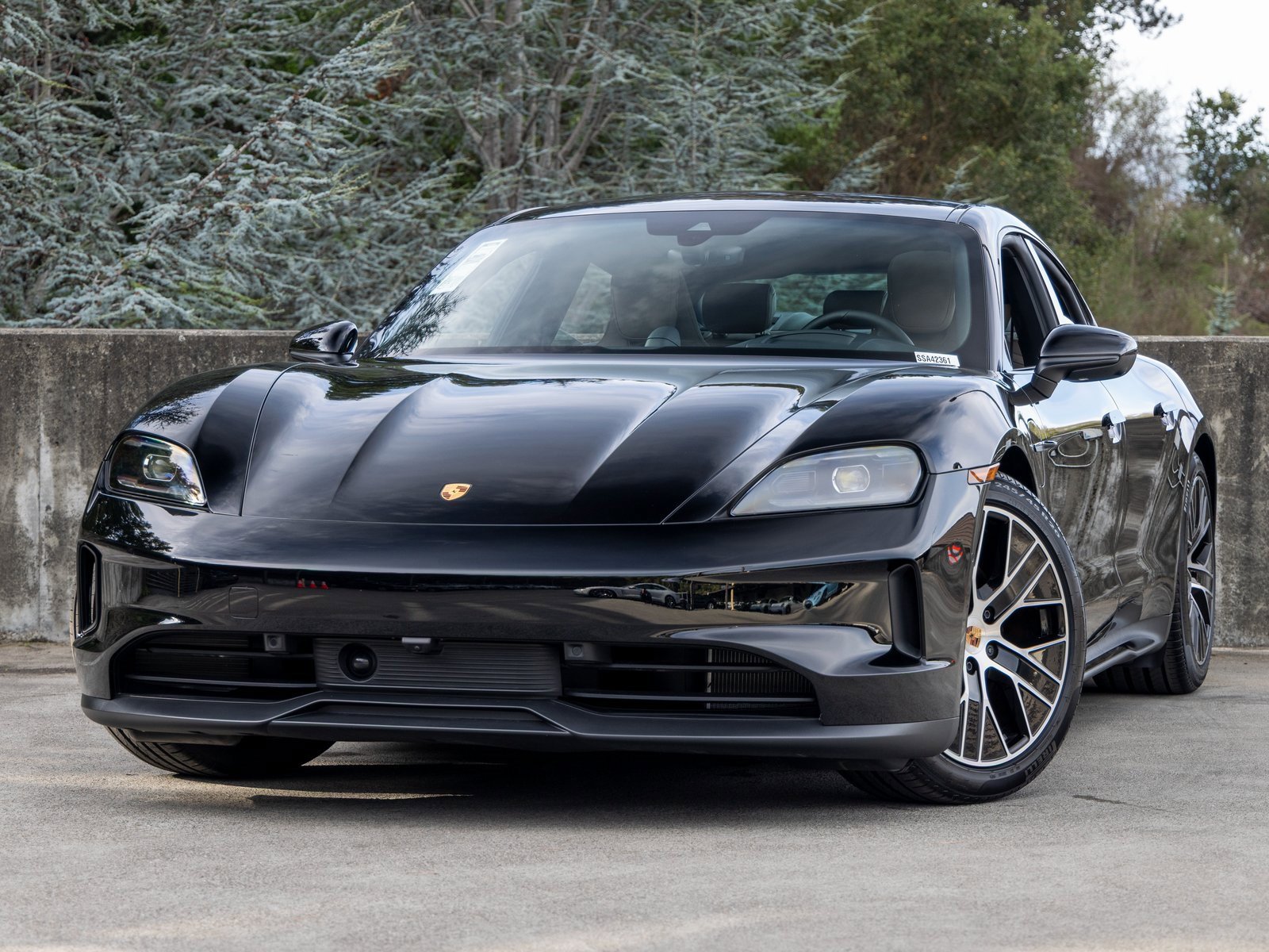 New 2025 Porsche Taycan 4S image 1