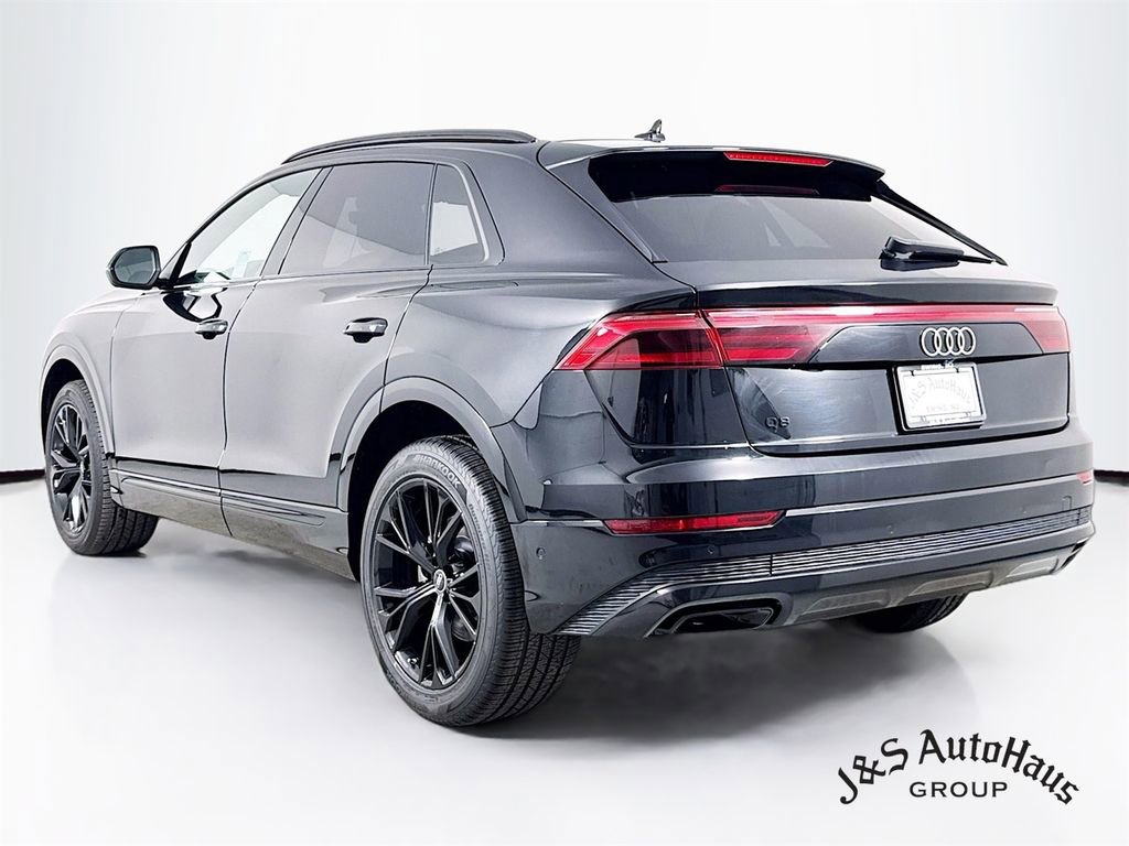Used 2024 Audi Q8 Premium Plus w/ Premium Plus Package image 5