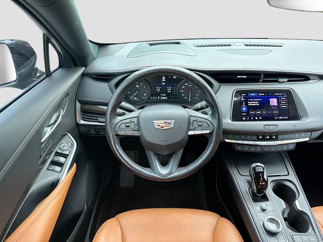 Used 2020 Cadillac XT4 Premium Luxury FWD image 17