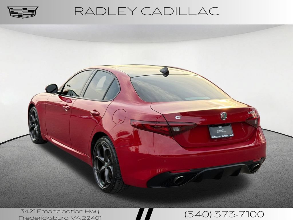 Used 2019 Alfa Romeo Giulia Ti Sport w/ Quick Order Package 22S Sport AWD/4WD image 16