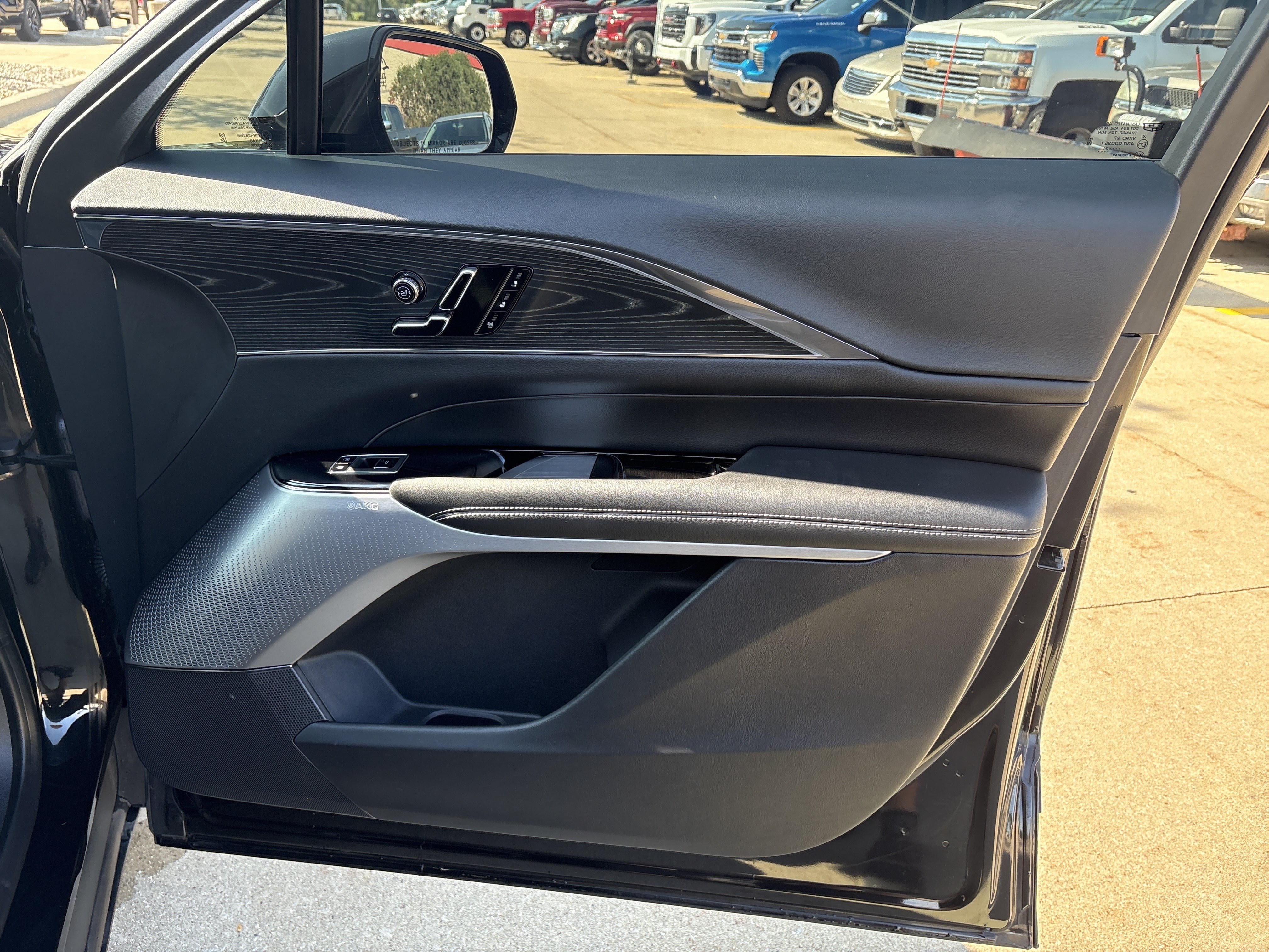 Used 2024 Cadillac Lyriq Sport w/ LPO, Floor Liner Package AWD/4WD image 17