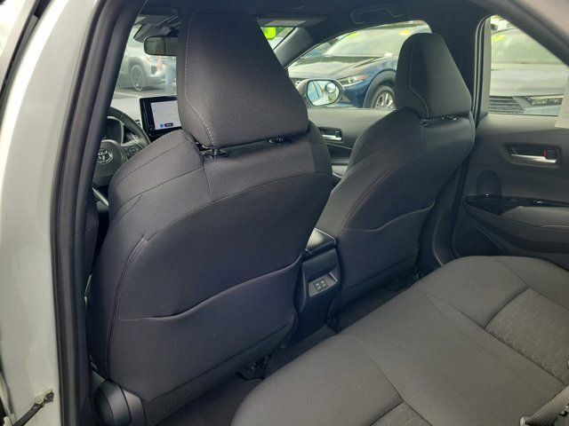 Used 2025 Toyota Corolla SE FWD image 13