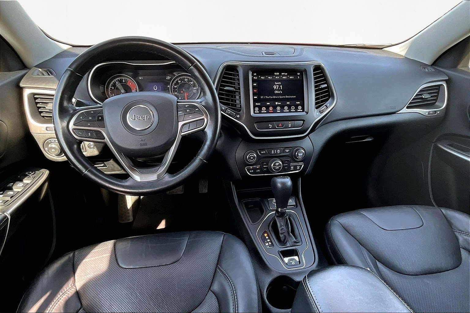 Used 2021 Jeep Cherokee Latitude Lux w/ Comfort/Convenience Group image 7