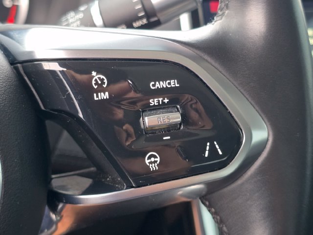 Used 2020 Jaguar XE S AWD/4WD image 21