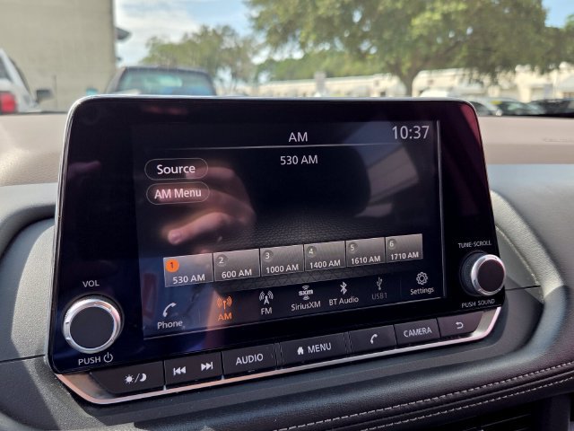 Used 2023 Nissan Rogue SV FWD image 22