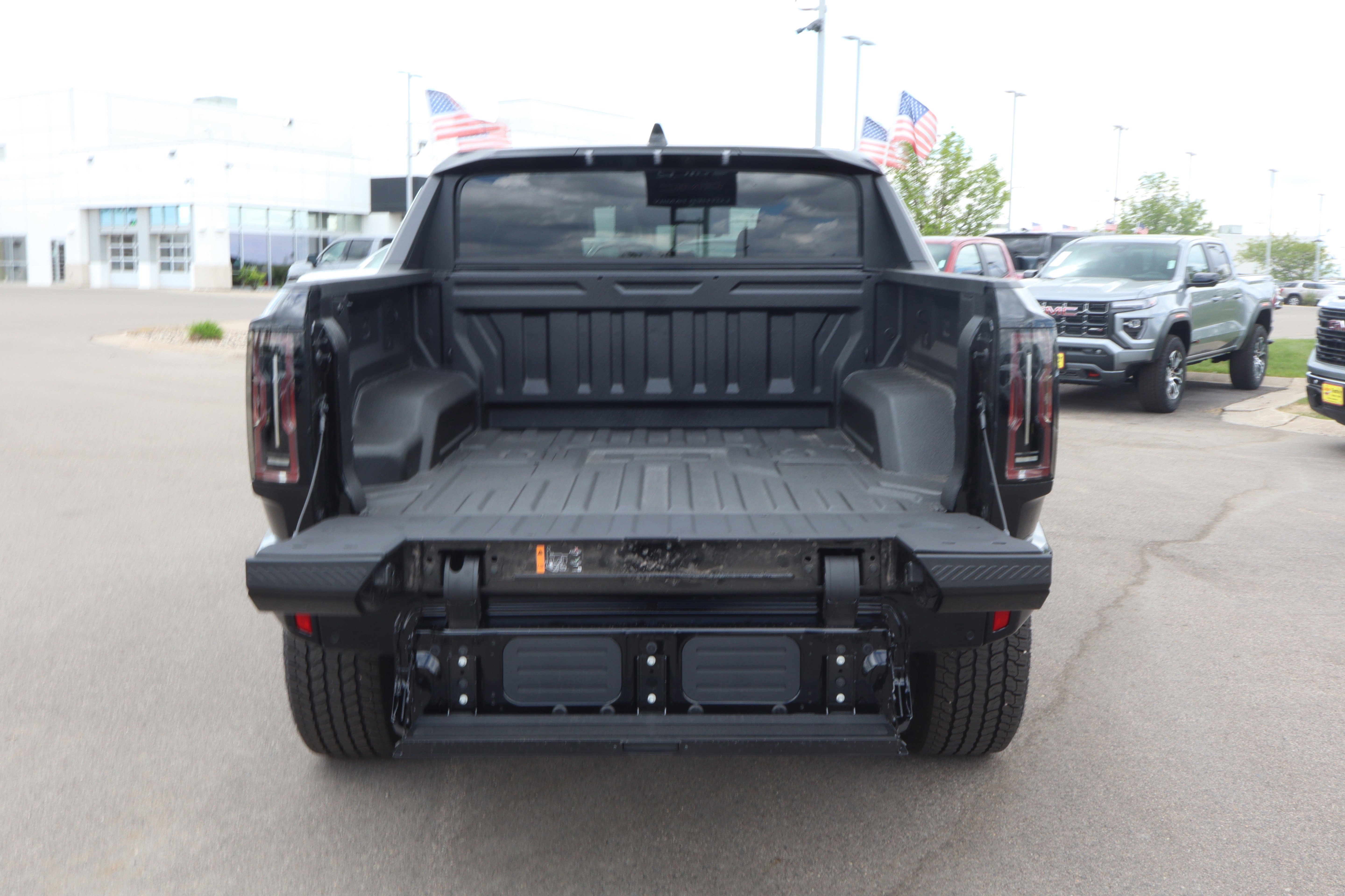 New 2025 GMC Hummer EV 3X image 16