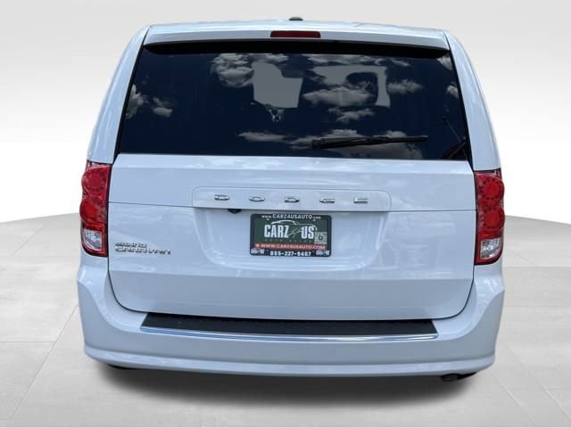 Used 2019 Dodge Grand Caravan SE w/ UConnect Hands-Free Group image 8