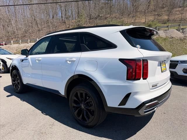 Used 2023 Kia Sorento SX image 5
