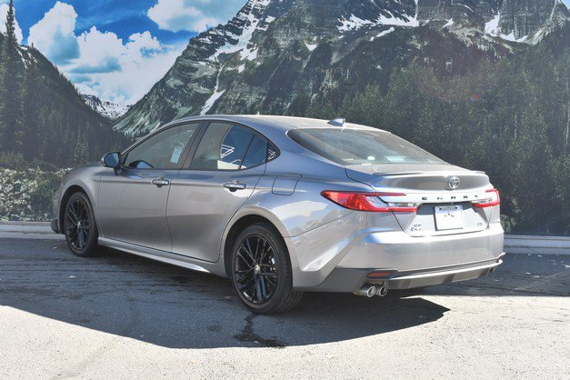 Certified 2025 Toyota Camry SE AWD/4WD image 9