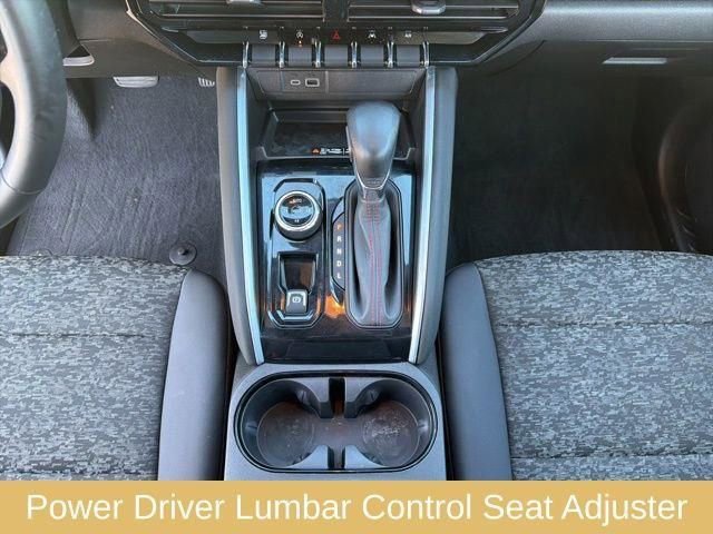 Used 2024 Chevrolet Colorado Z71 w/ Z71 Convenience Package 2 image 32