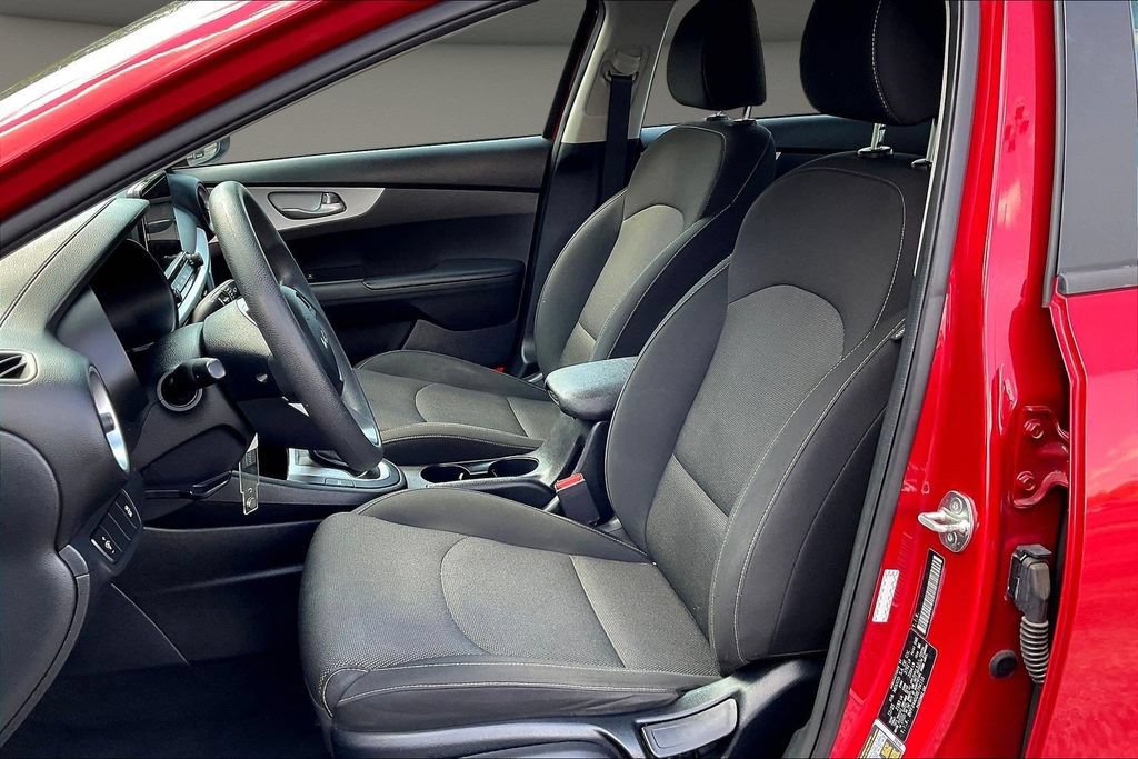 Used 2024 Kia Forte LXS FWD image 25