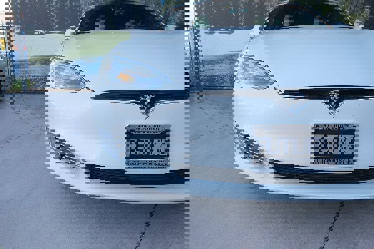 Used 2020 Tesla Model S Long Range Plus image 40