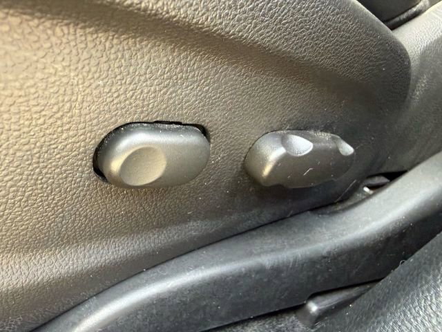 Used 2019 Chevrolet Trax LT w/ LT Convenience Package image 19