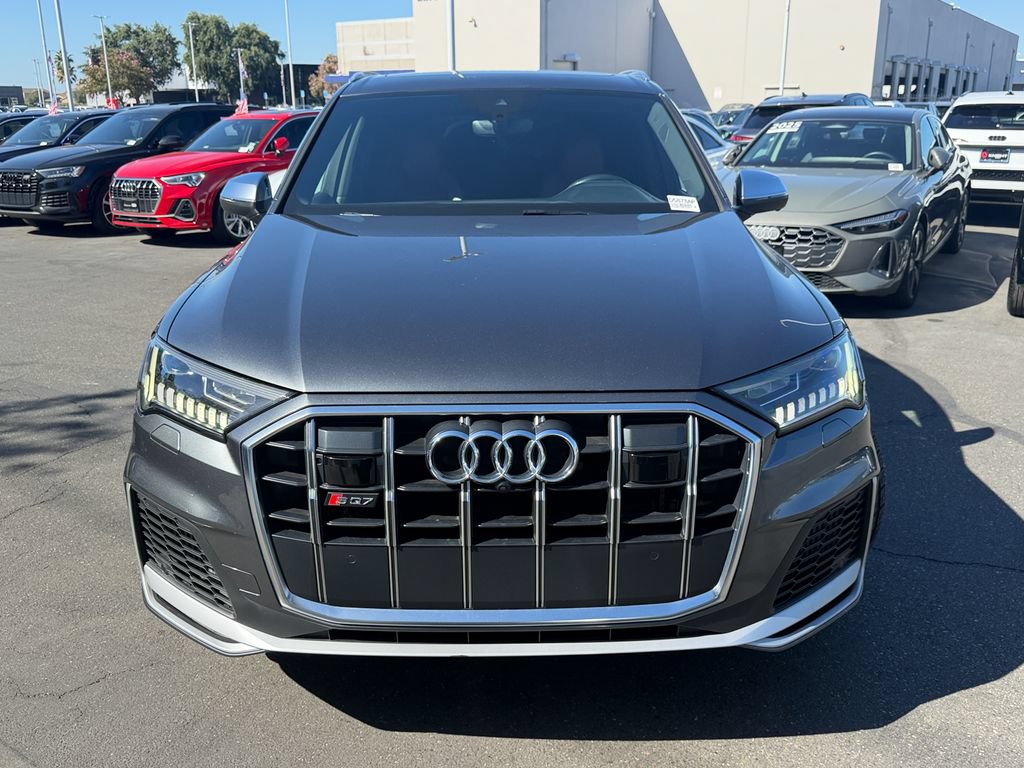Used 2021 Audi SQ7 Premium Plus w/ Driver Assistance Package AWD/4WD image 4