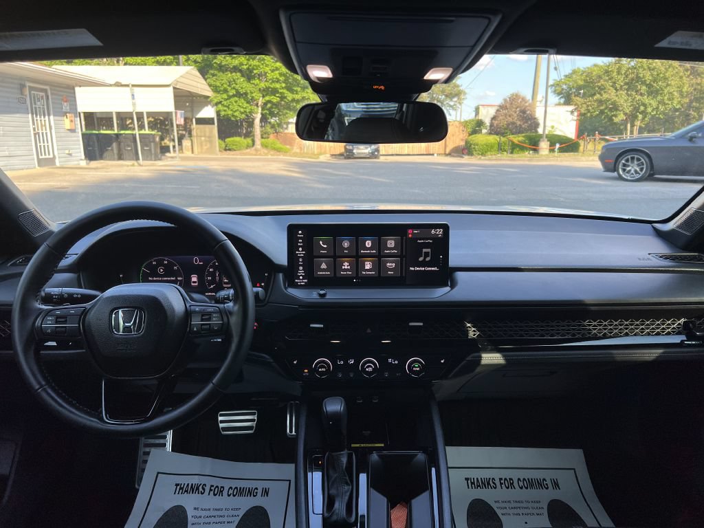 Used 2025 Honda Accord Sport image 16