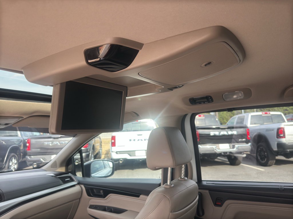 Used 2022 Honda Odyssey Touring image 19