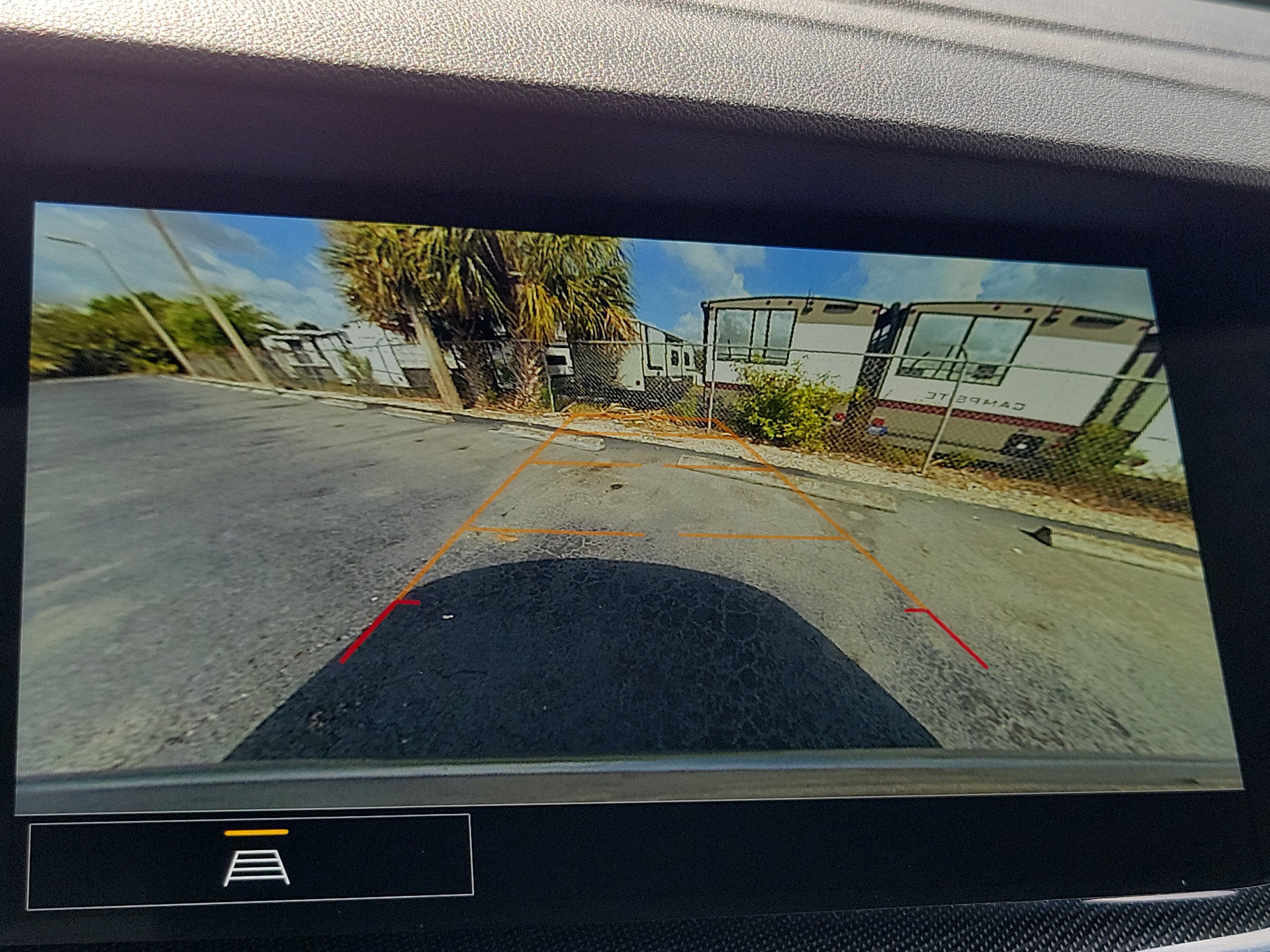 Used 2023 Buick Envision Essence image 26