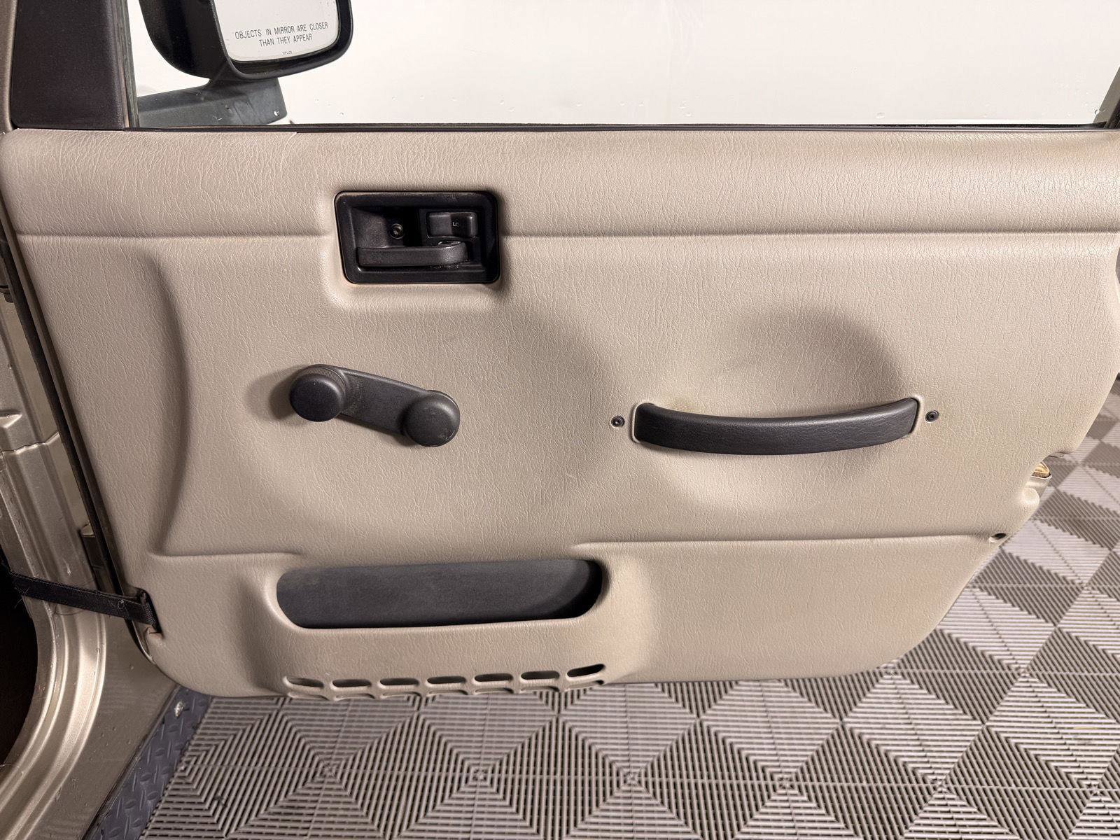 Used 2006 Jeep Wrangler Rubicon AWD/4WD image 16